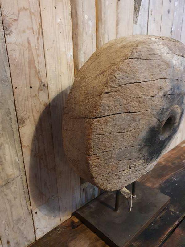 oud houten wiel